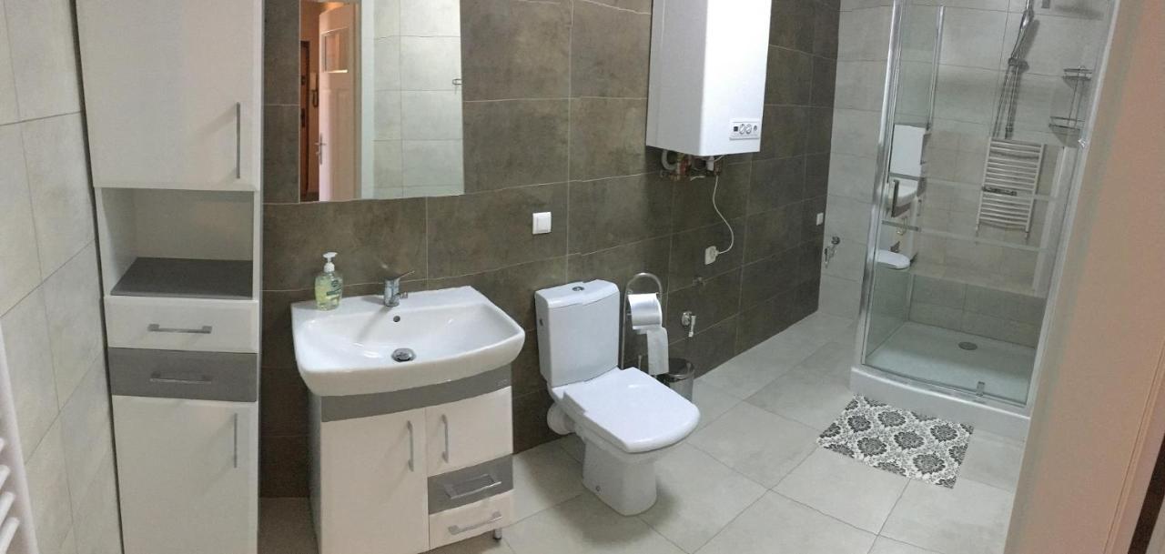Apartament Kleopatra Hnězdno Exteriér fotografie
